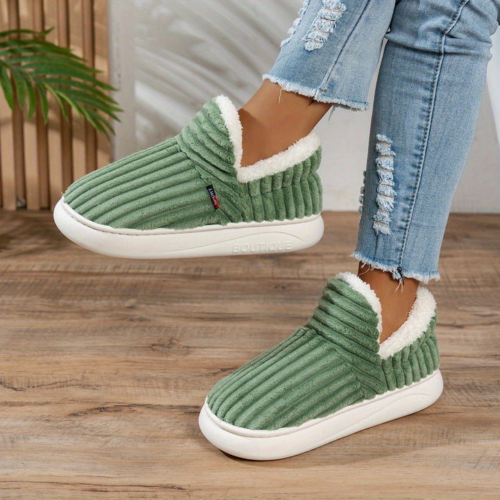 Hayden Zuri™ | Chaussons Douillets et Confortables