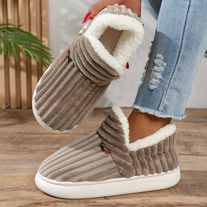 Hayden Zuri™ | Chaussons Douillets et Confortables