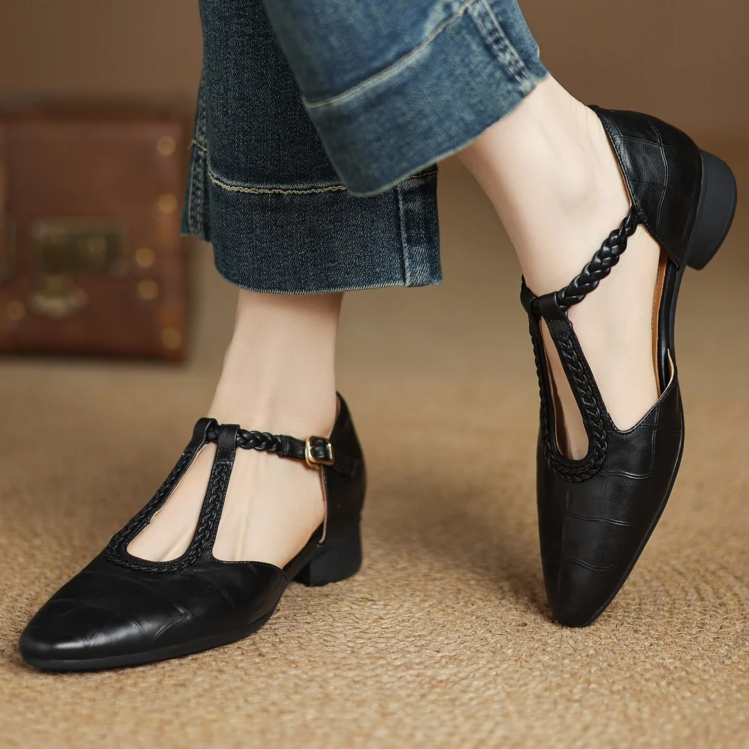 Cuir Mary Janes