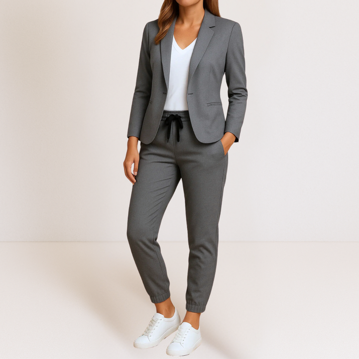 Béatrice Élégance moderne et tenue confortable