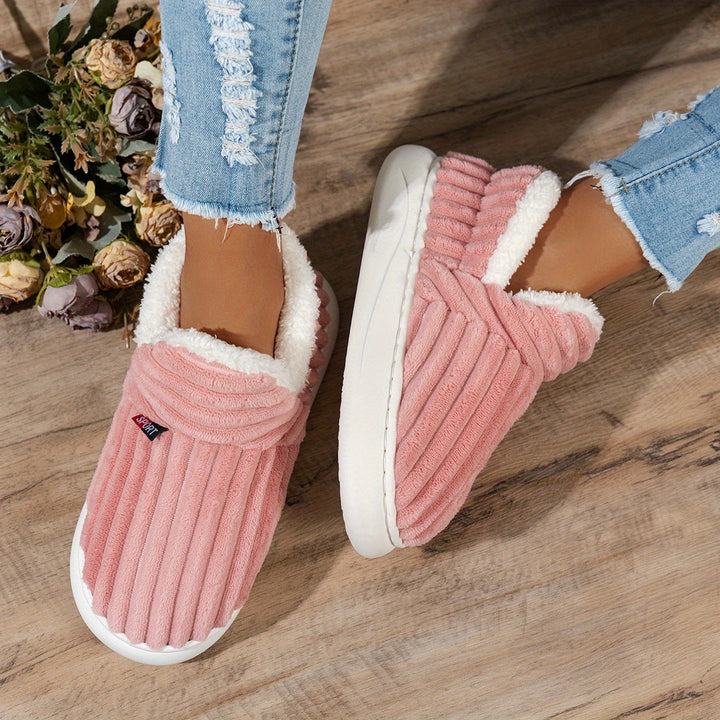 Hayden Zuri™ | Chaussons Douillets et Confortables