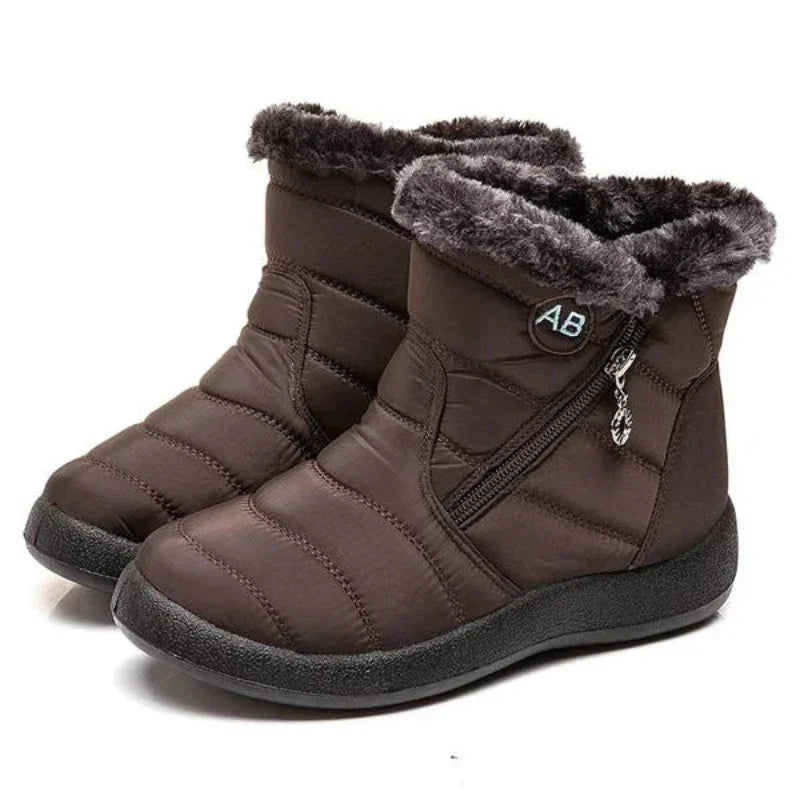 Bottes hautes, doublées et imperméables pour l'hiver