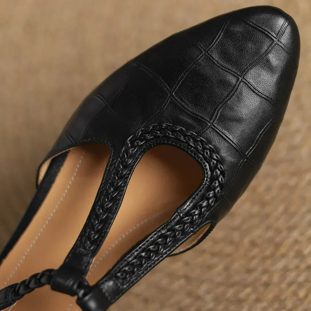 Cuir Mary Janes