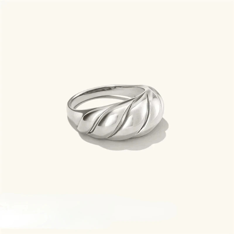 Celeste Glow – Bague statement ajustable en or