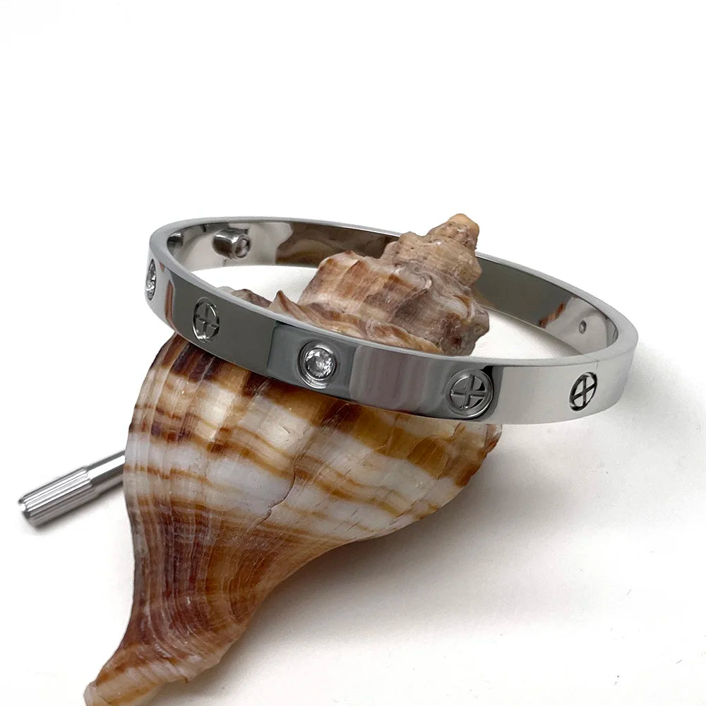 Luxe merk roestvrij staal liefde schroevendraaier kruis nagel armbanden voor mannen vrouwen paar armbanden Valentijnsdag verjaardagscadeau