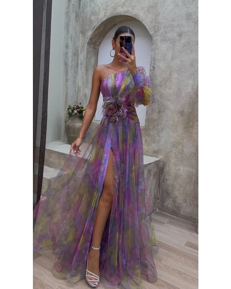 Orit™ | Robe asymétrique fendue à une manche
