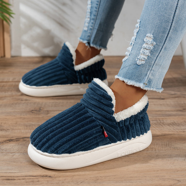 Hayden Zuri™ | Chaussons Douillets et Confortables