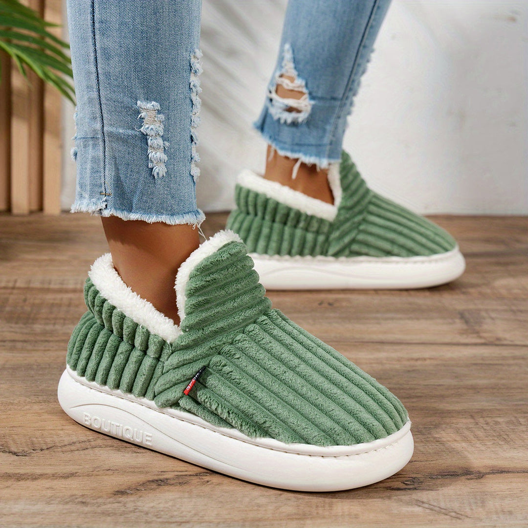Hayden Zuri™ | Chaussons Douillets et Confortables