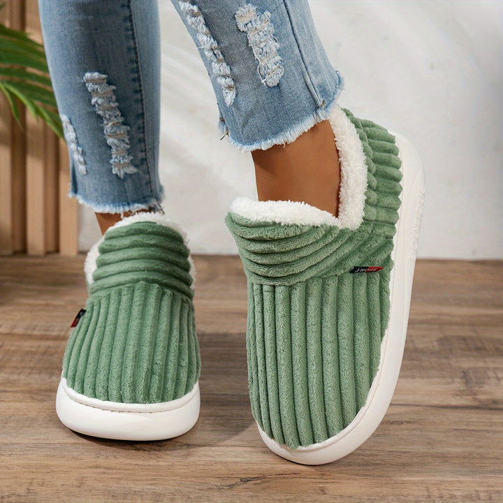 Hayden Zuri™ | Chaussons Douillets et Confortables
