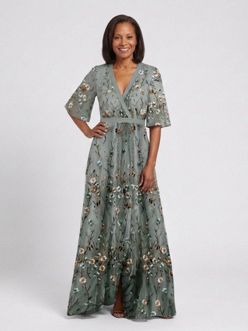 Évasion Robe longue à manches courtes et col en V fleuri