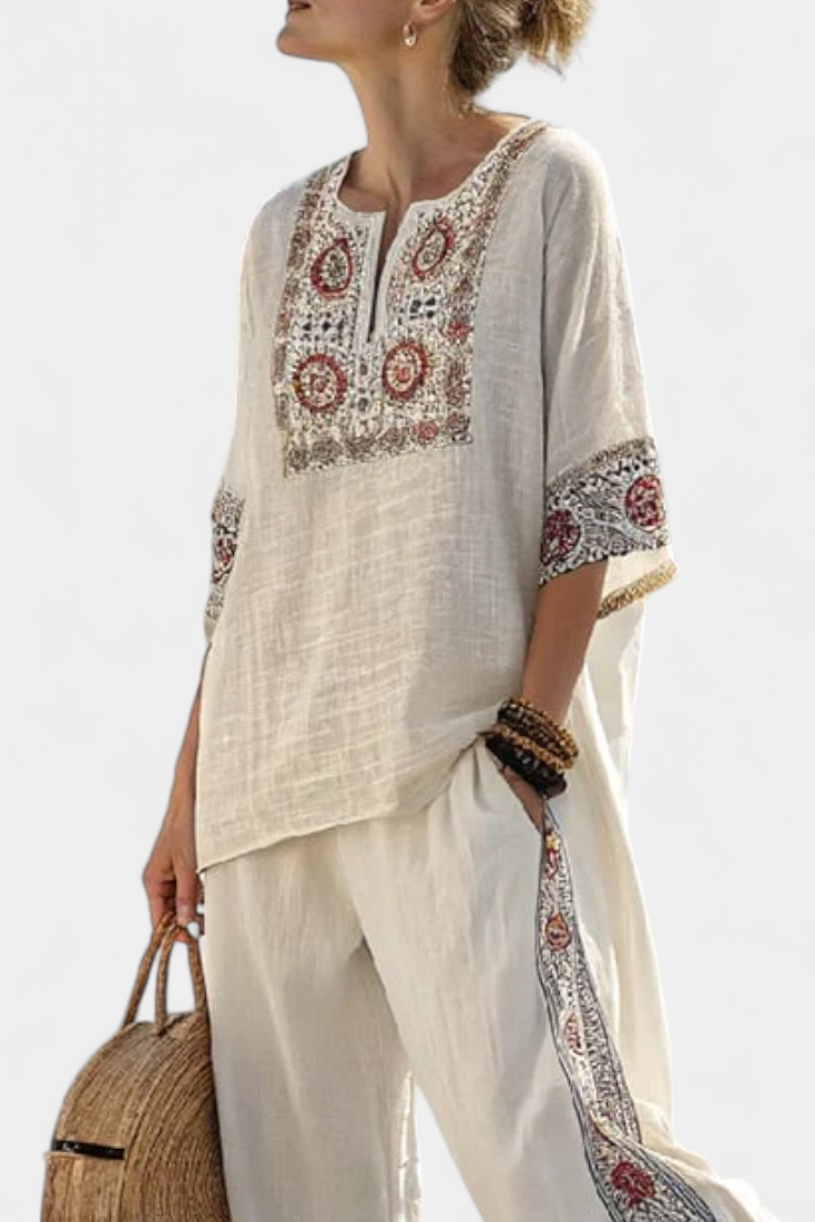 Tameric | Blouse brodée sophistiquée & Pantalons à jambes larges